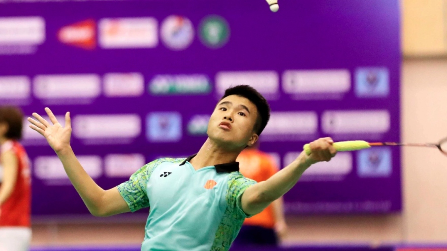 Vietnam wins trophy at Iran international badminton tournament